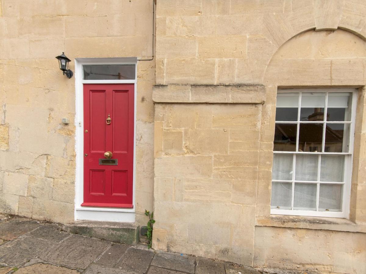 Pass The Keys Stylish 2 Bed Central Bath Apartment With Parking Exterior photo